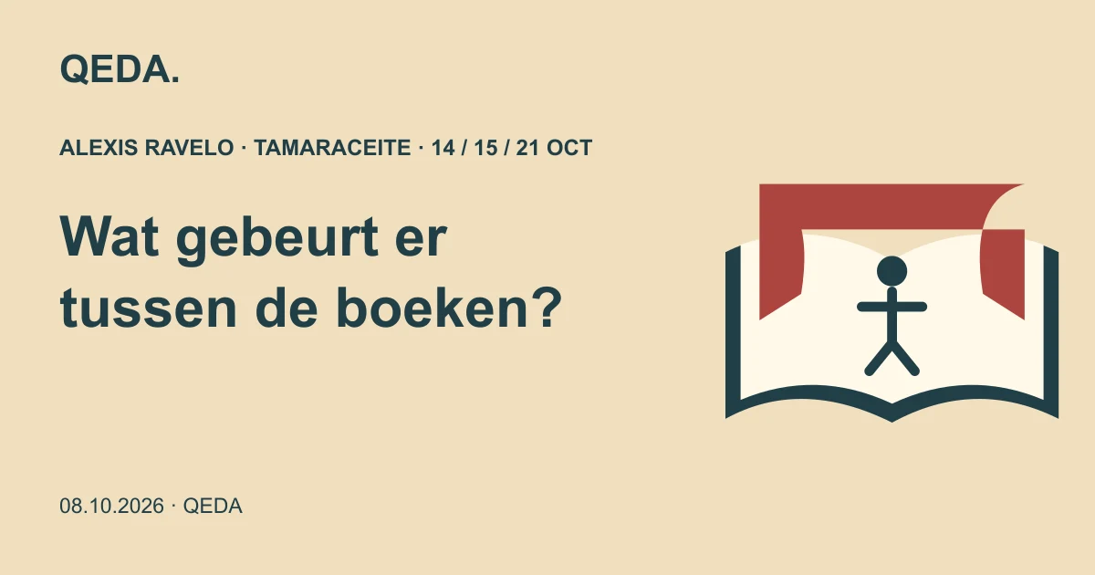 Zandkleurige illustratie van een open boek als klein podium, met de vraag wat er tussen de boeken gebeurt.
